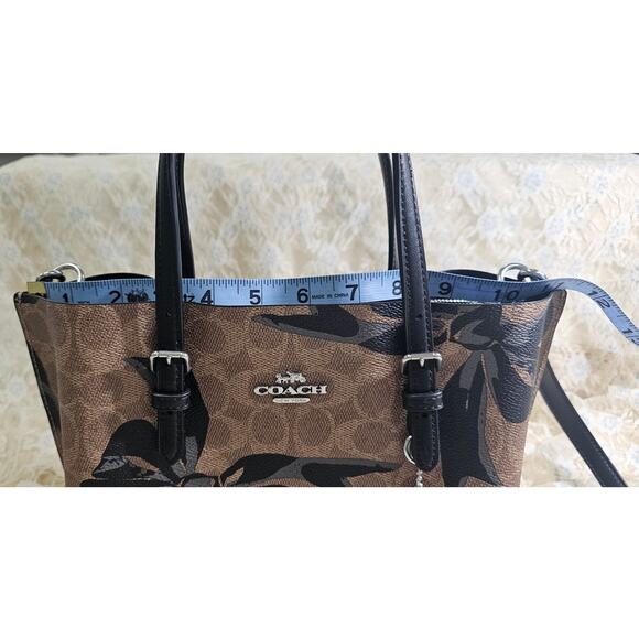 COACH Mollie Tote Bag 25 in Signature Canvas with Bow Print - Picture 7 of 8